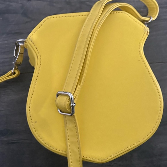 GIGGLE McDimple Disney store purse - Picture 5 of 6